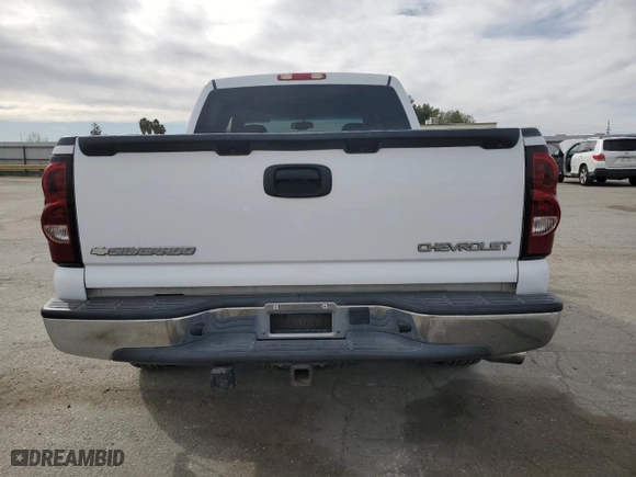 2004 Chevrolet Silverado 1500 Crew Cab LS with VIN 2GCEC13T441399952, listed as a Copart auction lot 47279685 with 294,217 mi miles and Salvage Title. Bid and sale history available at carsss.com. Image 6.