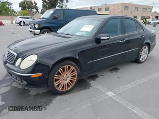 2006 Mercedes-Benz E-Class 3.5L with VIN WDBUF56J16A904485, listed as a IAAI auction lot 42063443 with 226,594 mi miles. Bid and sale history available at carsss.com. Image 2.