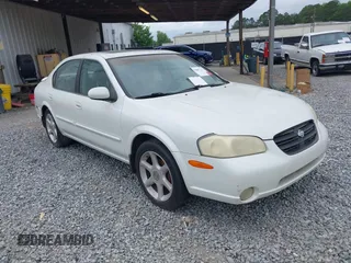 2000 Nissan Maxima GXE z VIN JN1CA31D1YT536322, wystawiony jako IAAI lot #42087172 z przebiegiem 220 428 mil mil oraz . Historia ofert i sprzedaży dostępna na DreamBid. Obrazek 1.