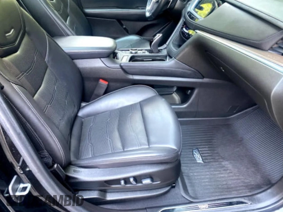 2021 Cadillac XT5 AWD Sport with VIN 1GYKNHRS7MZ16XXX, listed as a Copart auction lot 61952565 with 93,253 mi miles and Clean title. Bid and sale history available at DreamBid. Image 5.