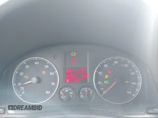 2008 Volkswagen Jetta S с VIN 3VWJZ71K68M164247, выставлен на аукционе IAAI как лот 42033103 с пробегом 168 325 миль миль и . История ставок и продаж доступна на DreamBid. Изображение 7.