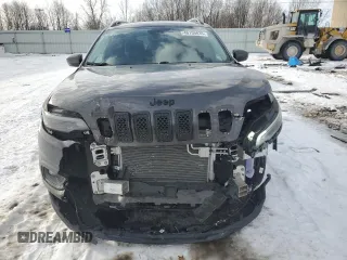 2021 Jeep Cherokee Latitude Plus с VIN 1C4PJMLB0MD147675, выставлен на аукционе Copart как лот 46155035 с пробегом 12 805 миль миль и Списание • Salvage title. История ставок и продаж доступна на DreamBid. Изображение 5.