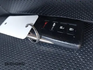 2013 Lexus GS 350 z VIN JTHBE1BL0D5014396, wystawiony jako IAAI lot #42098507 z przebiegiem 185 336 mil mil oraz . Historia ofert i sprzedaży dostępna na DreamBid. Obrazek 11.