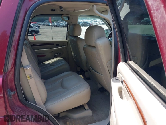 2004 Cadillac Escalade с VIN 1GYEK63N64R174662, выставлен на аукционе IAAI как лот 42442912 с пробегом 184 450 миль миль и . История ставок и продаж доступна на DreamBid. Изображение 8.