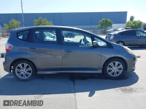 2011 Honda Fit Sport with VIN JHMGE8H52BC006588, listed as a IAAI auction lot 42205351 with 178,981 mi miles and . Bid and sale history available at DreamBid. Image 13.