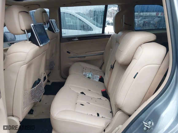 2011 Mercedes-Benz GL-Class GL 450 with VIN 4JGBF7BE8BA676097, listed as a IAAI auction lot 41881075 with 27,137 mi miles. Bid and sale history available at carsss.com. Image 8.