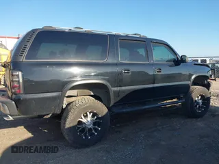2001 Chevrolet Suburban LS with VIN 3GNEC16T61G284128, listed as a IAAI auction lot 41102555 with 198,323 mi miles. Bid and sale history available at carsss.com. Image 13.