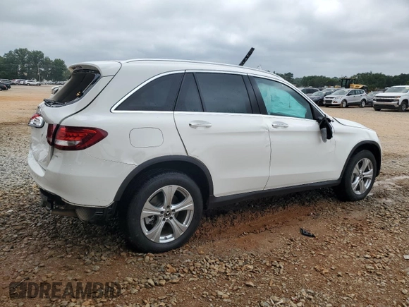 2018 Mercedes-Benz GLC 300 with VIN WDC0G4JBXJV044928, listed as a Copart auction lot 61679175 with 151,450 mi miles and Salvage title. Bid and sale history available at DreamBid. Image 3.