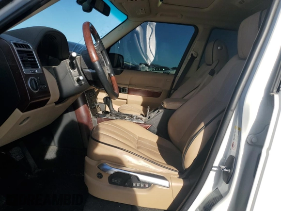 2012 Land Rover Range Rover HSE Lux with VIN SALMF1D47CA364054, listed as a Copart auction lot 45747825 with 134,555 mi miles and Clean title. Bid and sale history available at DreamBid. Image 7.