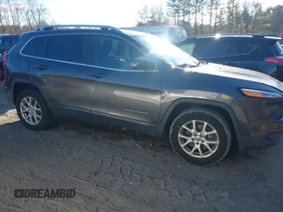 2016 Jeep Cherokee Latitude with VIN 1C4PJMCB1GW368212, listed as a IAAI auction lot 41017403 with 83,572 mi miles and . Bid and sale history available at carsss.com. Image 13.