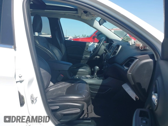 2019 Jeep Cherokee Latitude Plus with VIN 1C4PJLLB4KD455861, listed as a IAAI auction lot 41975695 with 104,413 mi miles. Bid and sale history available at carsss.com. Image 5.