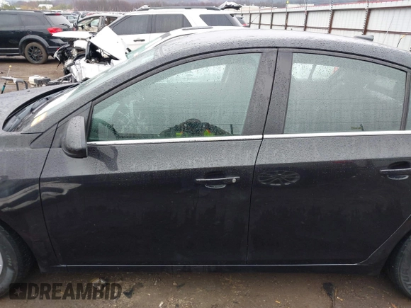 2014 Chevrolet Cruze 1LT with VIN 1G1PC5SB8E7405175, listed as a IAAI auction lot 41352192 with 122,905 mi miles and . Bid and sale history available at DreamBid. Image 15.