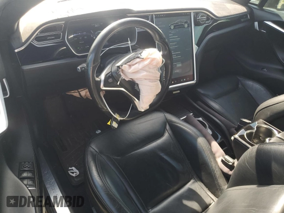2016 Tesla Model S 90D с VIN 5YJSA1E26GF129054, выставлен на аукционе Copart как лот 54597655 с пробегом 158 158 миль миль и Списание • Salvage title. История ставок и продаж доступна на DreamBid. Изображение 8.