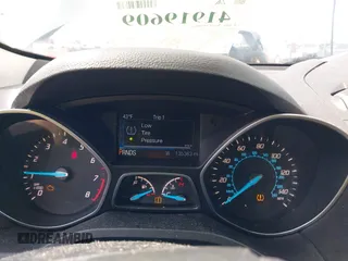 2015 Ford Escape Titanium with VIN 1FMCU0J91FUB74896, listed as a IAAI auction lot 41919609 with 135,363 mi miles. Bid and sale history available at carsss.com. Image 7.
