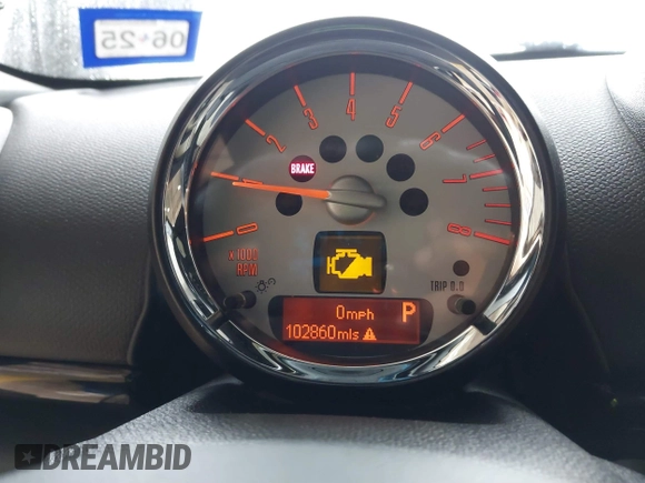 2014 MINI Countryman S z VIN WMWZC5C59EWP36617, wystawiony jako IAAI lot #41550024 z przebiegiem 102 860 mil mil oraz . Historia ofert i sprzedaży dostępna na DreamBid. Obrazek 7.