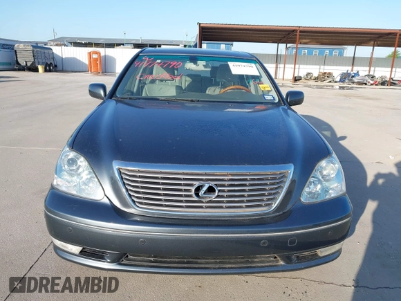 2005 Lexus LS 430 with VIN JTHBN36F155026302, listed as a IAAI auction lot 41974790 with 157,902 mi miles. Bid and sale history available at carsss.com. Image 12.