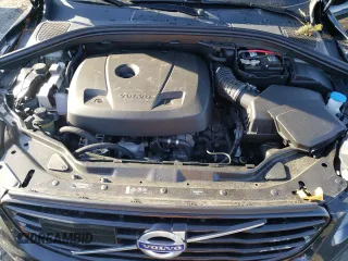 2017 Volvo XC60 R-Design with VIN YV449MRS7H2128140, listed as a Copart auction lot 89215325 with 61,559 mi miles and Salvage title. Bid and sale history available at DreamBid. Image 12.