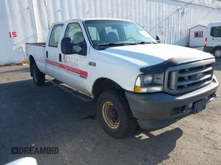 2003 Ford F-350 XL z VIN 1FTSW31P73ED29676, wystawiony jako IAAI lot #42137842 z przebiegiem 293 718 mil mil oraz . Historia ofert i sprzedaży dostępna na DreamBid. Obrazek 1.