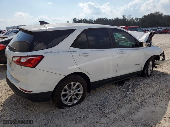 2020 Chevrolet Equinox LS with VIN 2GNAXHEV8L6131585, listed as a Copart auction lot 45272745 with 105,347 mi miles and Non Repairable. Bid and sale history available at carsss.com. Image 3.