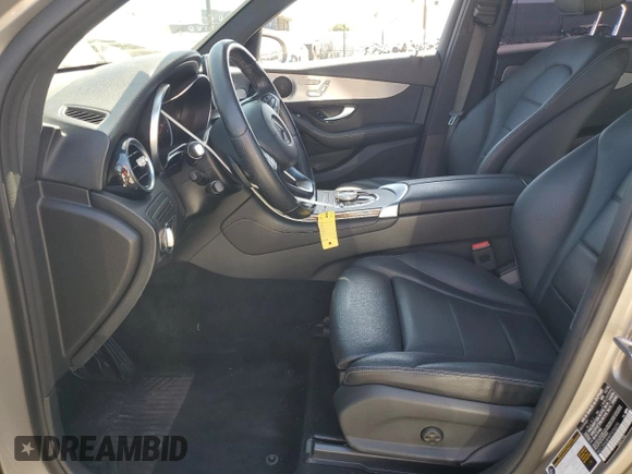 2019 Mercedes-Benz GLC 300 with VIN WDC0G4JB9KF570270, listed as a Copart auction lot 57826905 with 39,470 mi miles and Salvage title. Bid and sale history available at DreamBid. Image 7.