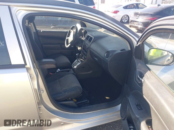 2011 Dodge Caliber Mainstreet with VIN 1B3CB3HA0BD255251, listed as a IAAI auction lot 41699098 with 166,550 mi miles. Bid and sale history available at carsss.com. Image 5.