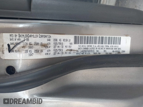 1999 Jeep Grand Cherokee Laredo with VIN 1J4G258S7XC679151, listed as a IAAI auction lot 42500706 with Not provided miles and . Bid and sale history available at DreamBid. Image 9.