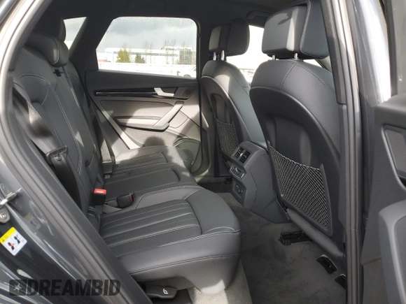 2024 Audi Q5 Komfort with VIN WA1AAAFY4R2109142, listed as a Copart auction lot 84029244 with 28 mi miles and Non Repairable. Bid and sale history available at carsss.com. Image 11.