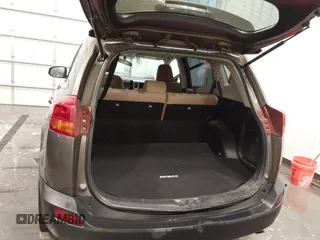 2013 Toyota RAV4 LE с VIN 2T3BFREV5DW103478, выставлен на аукционе IAAI как лот 42309608 с пробегом 95 303 миль миль и . История ставок и продаж доступна на DreamBid. Изображение 18.