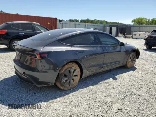 2024 Tesla Model 3 z VIN 5YJ3E1EA1RF834301, wystawiony jako Copart lot #53305255 z przebiegiem 11 096 mil mil oraz Szkody całkowita. Historia ofert i sprzedaży dostępna na DreamBid. Obrazek 3.