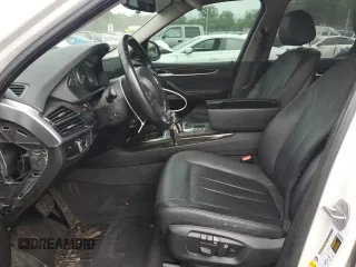 2016 BMW X5 xDrive40e z VIN 5UXKT0C57G0S77082, wystawiony jako Copart lot #59982295 z przebiegiem 121 725 mil mil oraz Czysty tytuł • Clean title. Historia ofert i sprzedaży dostępna na DreamBid. Obrazek 7.