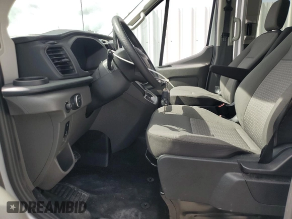 2024 Ford Transit Passenger XL z VIN 1FBAX2C85RKA36446, wystawiony jako Copart lot #60238785 z przebiegiem 325 mil mil oraz Czysty tytuł • Clean title. Historia ofert i sprzedaży dostępna na DreamBid. Obrazek 7.