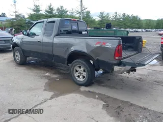 2002 Ford F-150 XL z VIN 2FTRX18L92CA15504, wystawiony jako IAAI lot #42165174 z przebiegiem Nie podano mil oraz . Historia ofert i sprzedaży dostępna na DreamBid. Obrazek 3.