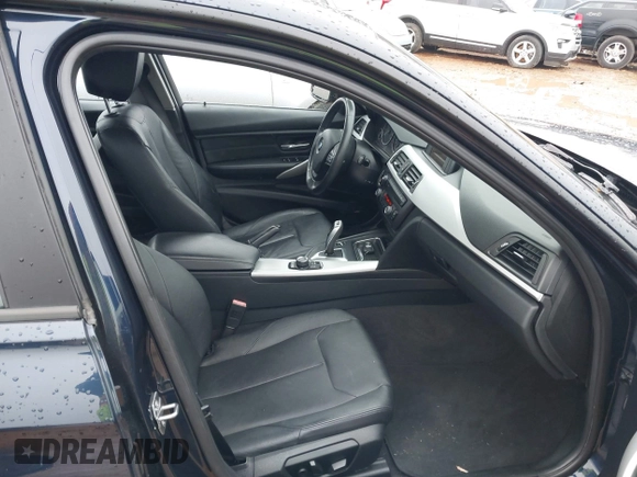 2013 BMW 3 Series 328i xDrive with VIN WBA3B3C54DF536675, listed as a IAAI auction lot 41185325 with 90,296 mi miles and . Bid and sale history available at carsss.com. Image 5.