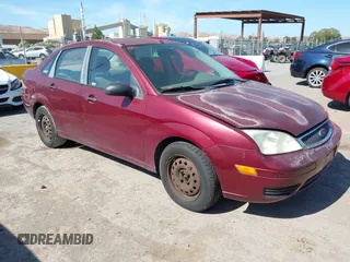 2006 Ford Focus S z VIN 1FAFP34N06W183795, wystawiony jako IAAI lot #42348144 z przebiegiem 102 742 mil mil oraz . Historia ofert i sprzedaży dostępna na DreamBid. Obrazek 1.