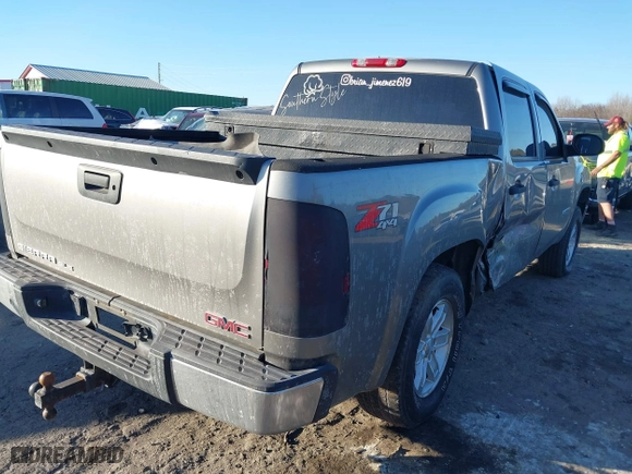 2008 GMC Sierra 1500 Work Truck with VIN 2GTEK133781178421, listed as a IAAI auction lot 41441844 with 213,315 mi miles. Bid and sale history available at carsss.com. Image 4.