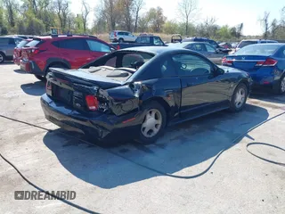 2000 Ford Mustang with VIN 1FAFP4042YF252802, listed as a IAAI auction lot 41994872 with 189,081 mi miles. Bid and sale history available at carsss.com. Image 4.