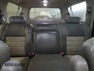 2003 Ford Excursion Eddie Bauer with VIN 1FMSU45P23EC07826, listed as a Copart auction lot 83909884 with 261,656 mi miles and Clean title. Bid and sale history available at DreamBid. Image 10.