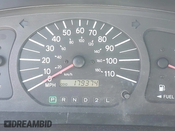 2000 Toyota Sienna CE z VIN 4T3GF19C8YU307987, wystawiony jako IAAI lot #42363309 z przebiegiem 179 374 mil mil oraz . Historia ofert i sprzedaży dostępna na DreamBid. Obrazek 7.