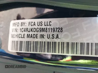 2021 Jeep Grand Cherokee Overland z VIN 1C4RJKDG9M8119728, wystawiony jako IAAI lot #42324696 z przebiegiem 48 379 mil mil oraz . Historia ofert i sprzedaży dostępna na DreamBid. Obrazek 9.