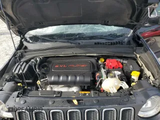 2018 Jeep Renegade Latitude with VIN ZACCJABB7JPH38212, listed as a Copart auction lot 60028115 with 88,313 mi miles and Salvage title. Bid and sale history available at DreamBid. Image 12.