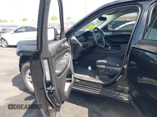 2022 Jeep Grand Cherokee Laredo with VIN 1C4RJHAG2N8595697, listed as a IAAI auction lot 42349561 with 39,073 mi miles and . Bid and sale history available at DreamBid. Image 5.