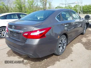 2016 Nissan Altima SR z VIN 1N4AL3AP8GC120975, wystawiony jako IAAI lot #42082008 z przebiegiem 136 523 mil mil oraz . Historia ofert i sprzedaży dostępna na DreamBid. Obrazek 4.