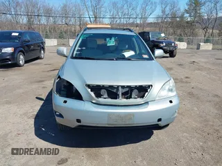 2008 Lexus RX with VIN 2T2HK31U98C071341, listed as a IAAI auction lot 41829229 with 166,031 mi miles. Bid and sale history available at carsss.com. Image 12.