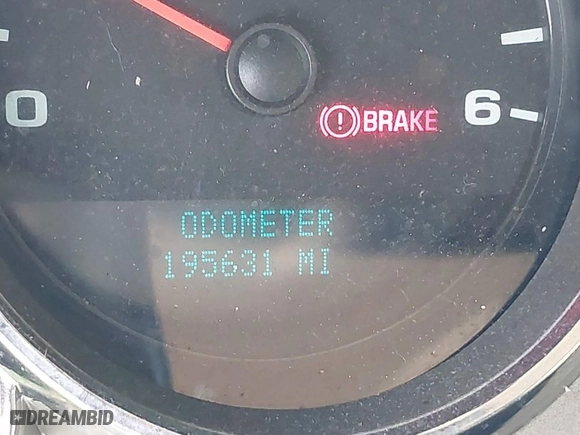 2008 Chevrolet Silverado 1500 LT w/1LT with VIN 2GCEK13J181246470, listed as a IAAI auction lot 40390209 with 195,631 mi miles. Bid and sale history available at carsss.com. Image 16.