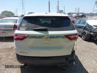 2020 Chevrolet Traverse LT Cloth z VIN 1GNERGKW1LJ123026, wystawiony jako IAAI lot #42289724 z przebiegiem 95 065 mil mil oraz . Historia ofert i sprzedaży dostępna na DreamBid. Obrazek 17.