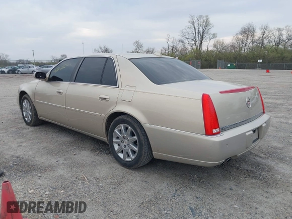 2009 Cadillac DTS w/1SA with VIN 1G6KD57Y29U137410, listed as a IAAI auction lot 42026044 with 112,916 mi miles. Bid and sale history available at carsss.com. Image 3.