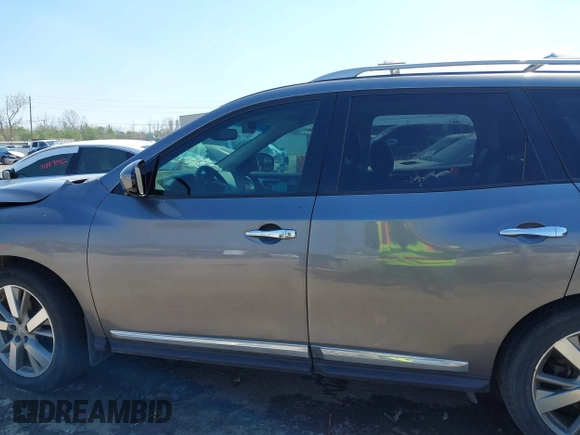 2016 Nissan Pathfinder SL with VIN 5N1AR2MN0GC604373, listed as a IAAI auction lot 41887193 with 147,894 mi miles and . Bid and sale history available at DreamBid. Image 14.