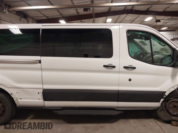 2019 Ford Transit Passenger XL with VIN 1FBZX2YM7KKA22871, listed as a IAAI auction lot 41721561 with 112,189 mi miles. Bid and sale history available at carsss.com. Image 14.