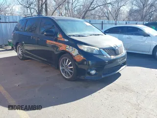 2012 Toyota Sienna SE with VIN 5TDXK3DC9CS179896, listed as a IAAI auction lot 41672616 with 216,638 mi miles. Bid and sale history available at carsss.com. Image 1.