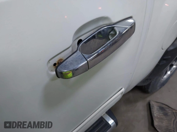 2009 Chevrolet Silverado 1500 LT with VIN 3GCEK23MX9G276690, listed as a IAAI auction lot 41566596 with 184,383 mi miles and . Bid and sale history available at DreamBid. Image 6.